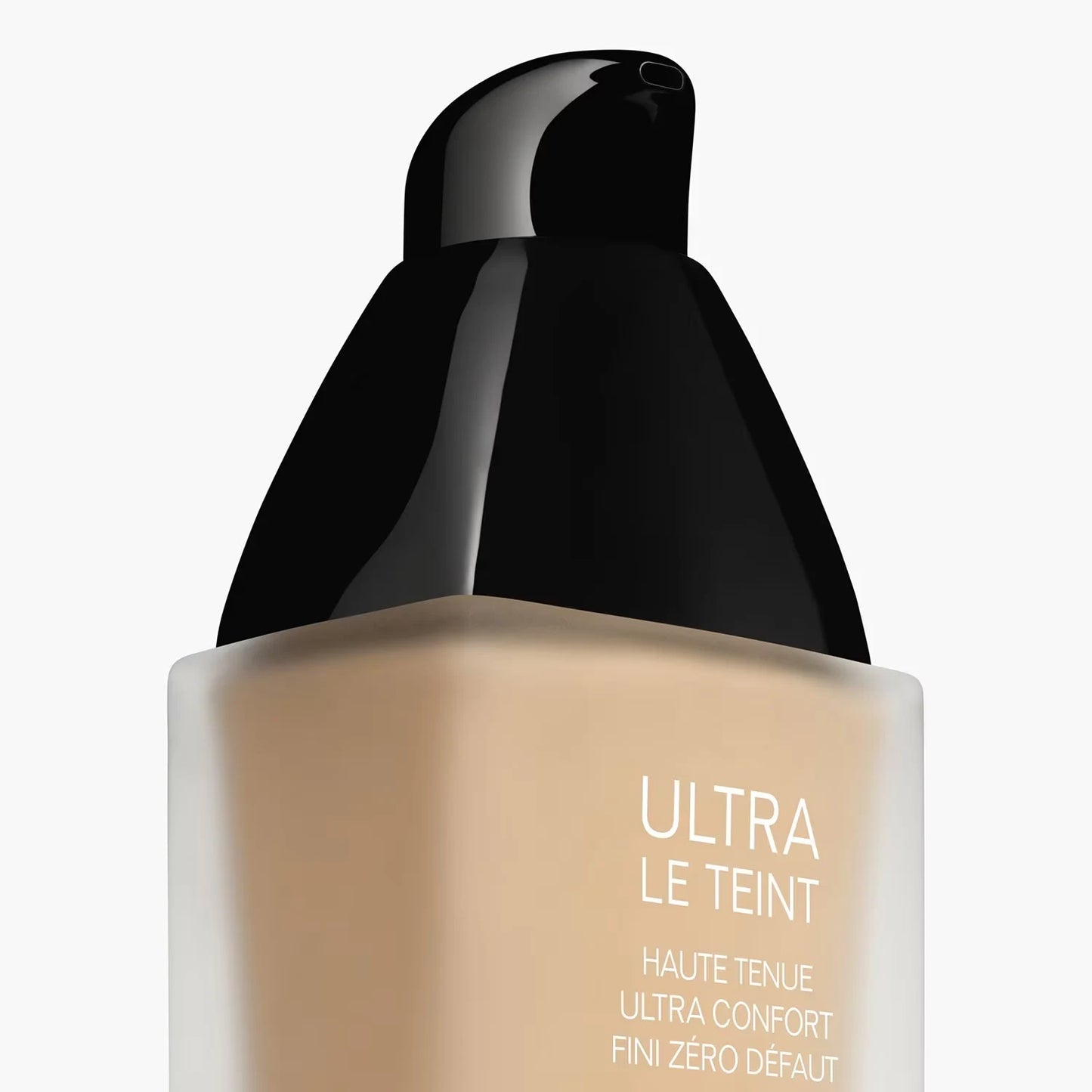 CHANEL ULTRA COMPLEXION High Hold Fluid