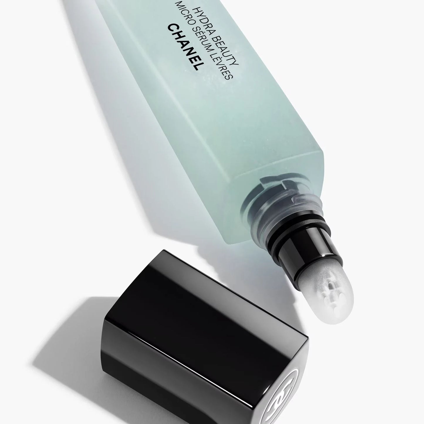 CHANEL HYDRA BEAUTY MICRO LIP SERUM Intense Plumping Moisturizer