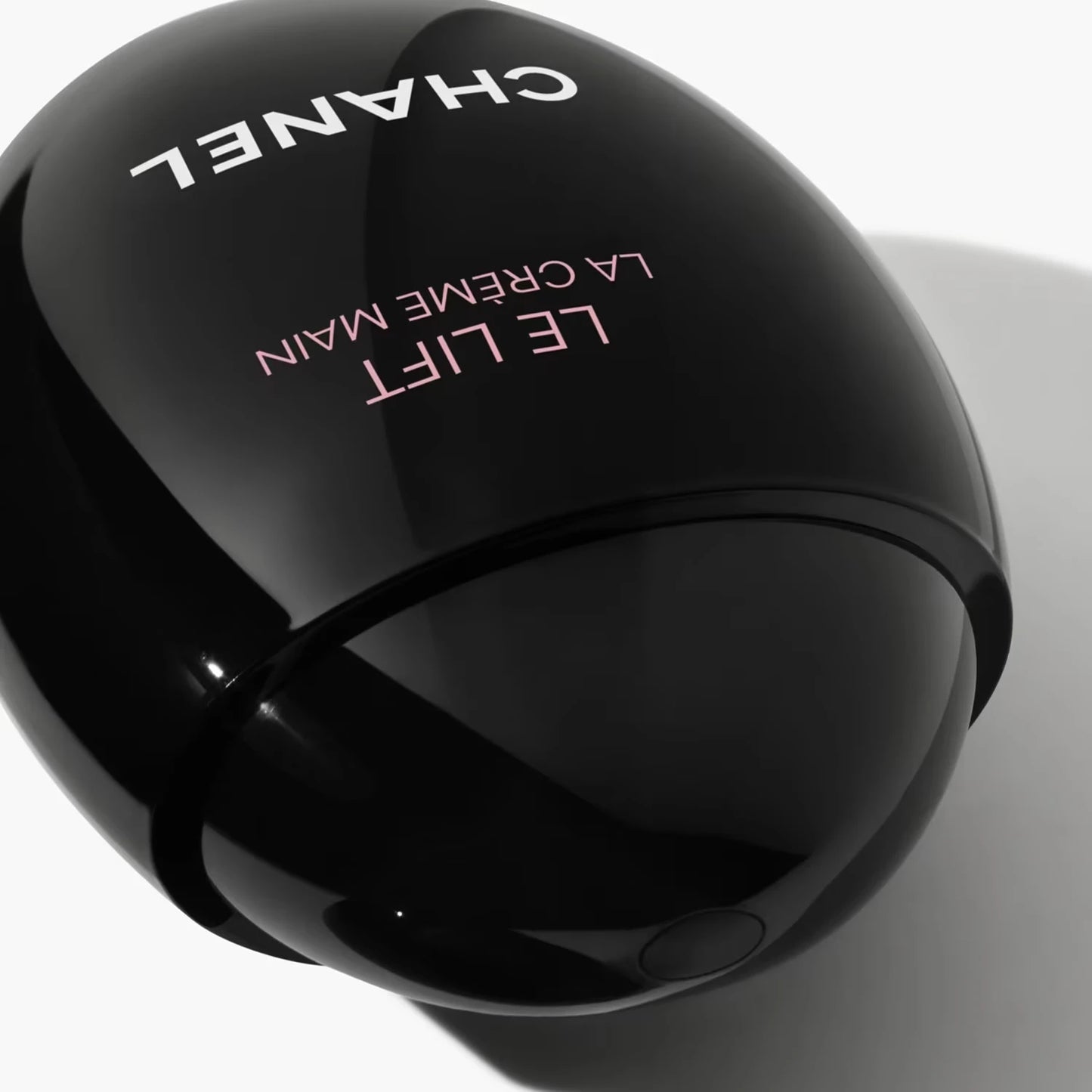 CHANEL THE LIFT Smoothing, Unifying and Redensifying Hand Cream