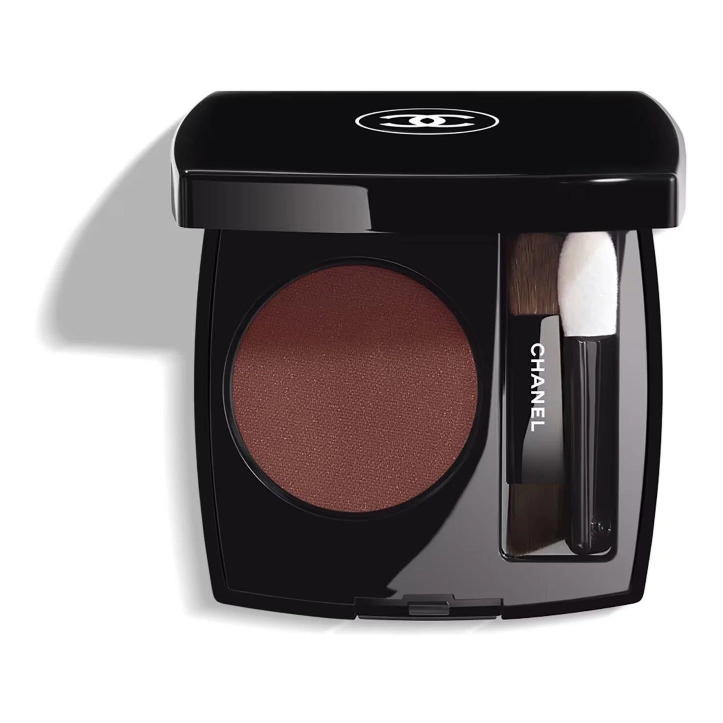CHANEL ESSENTIAL SHADOW Multi-use long-lasting eyeshadow
