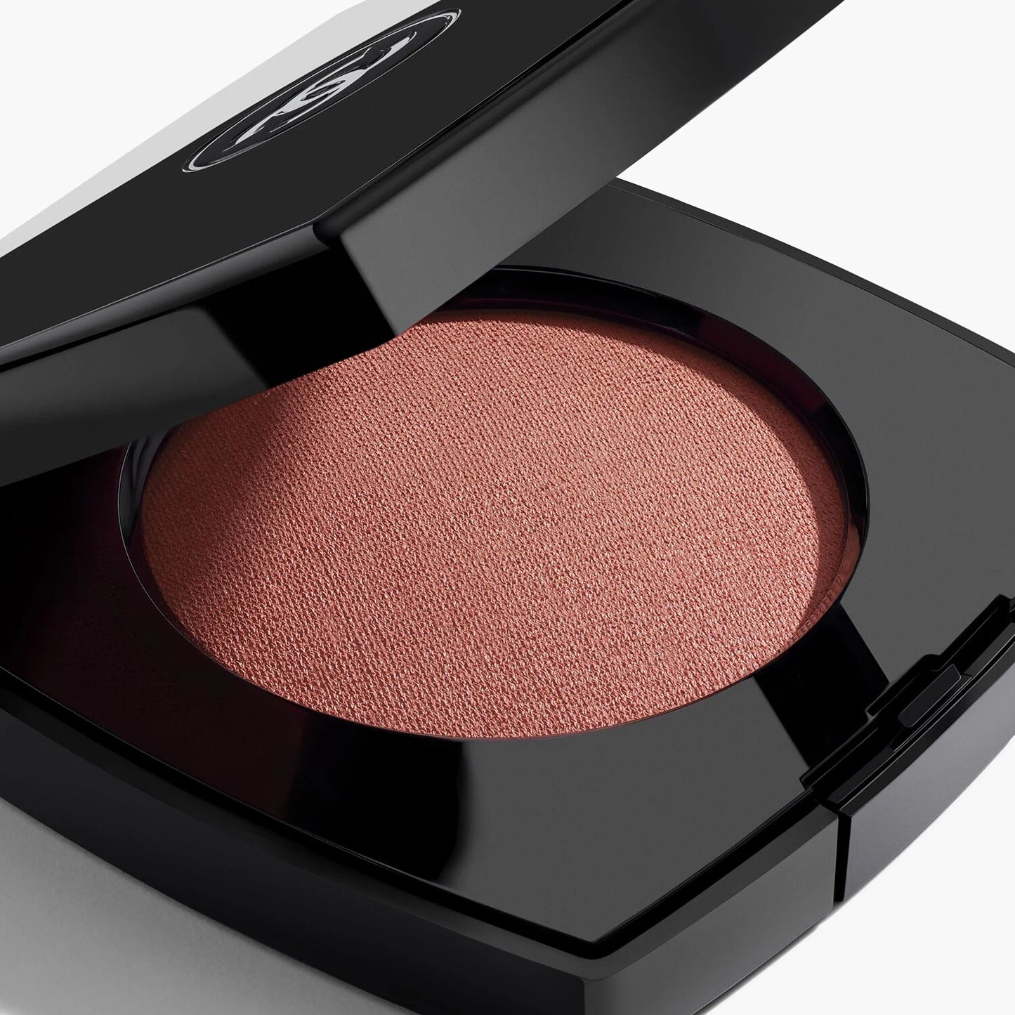 CHANEL INTENSE CONTRAST CHEEKS Cream-to-Powder Blush