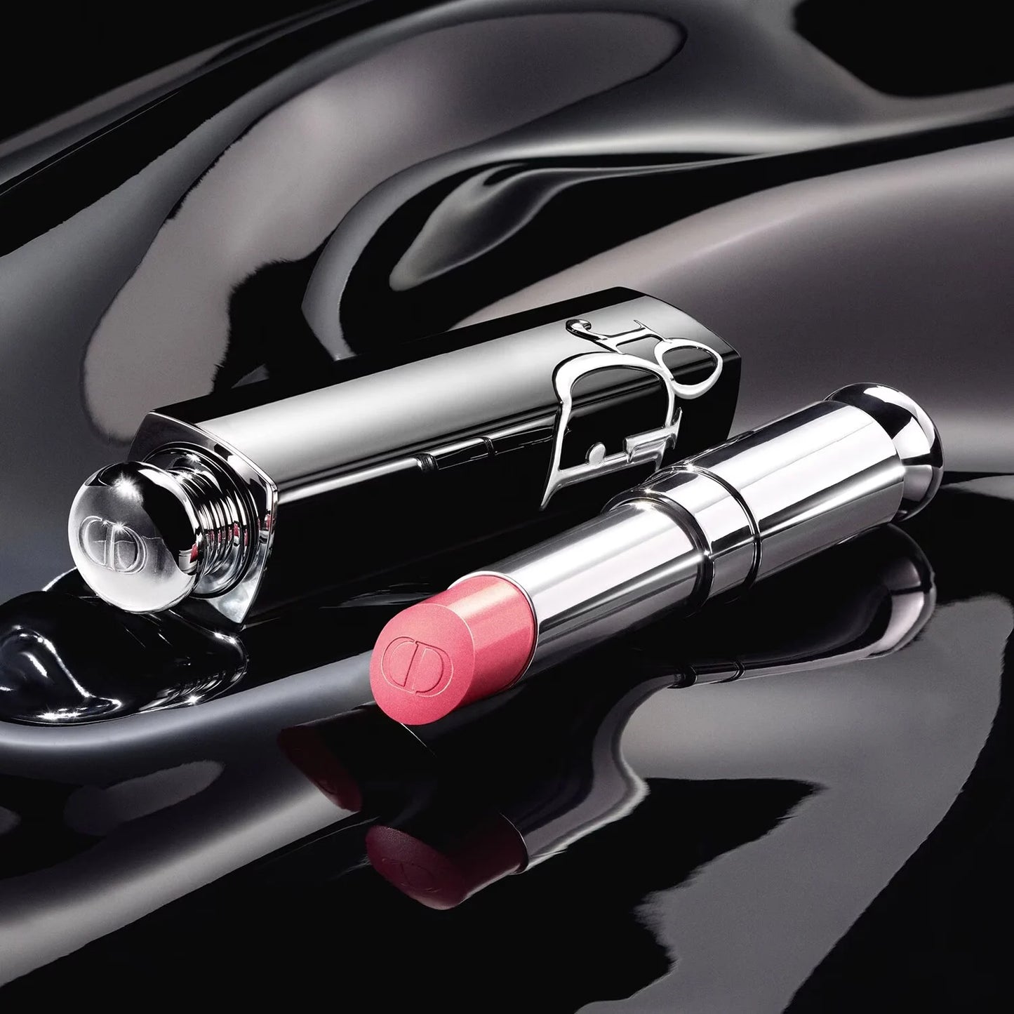 DIOR Addict - Refillable - Shiny Lipstick 90% Natural Origin