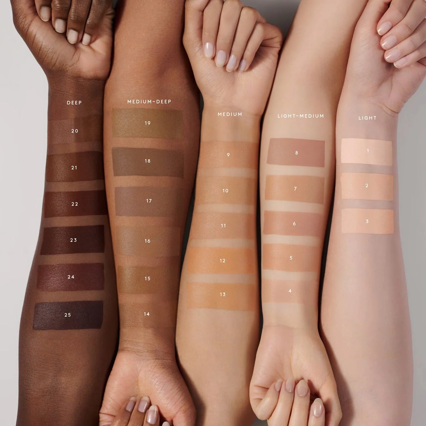 FENTY BEAUTY Eaze Drop Blur + Smooth Tint Stick - Stick foundation