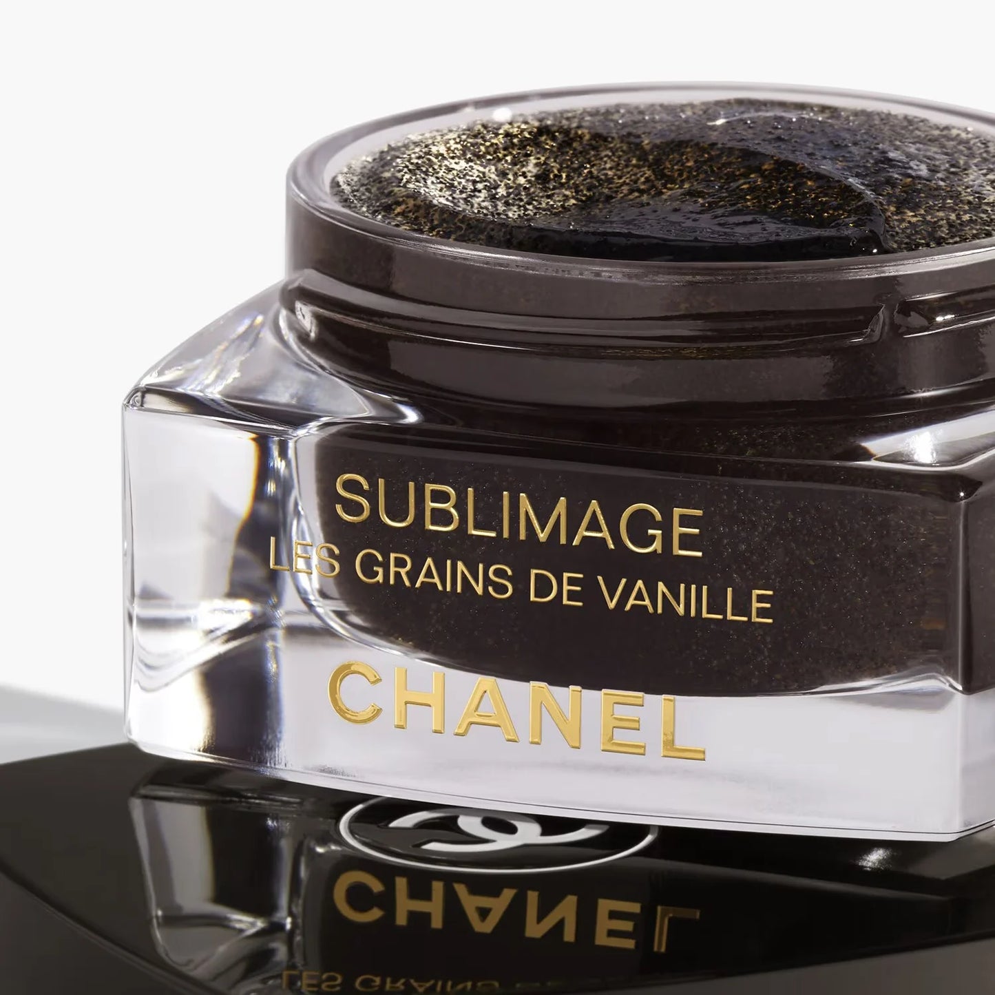 CHANEL SUBLIMAGE VANILLA BEANS Gentle Exfoliating Treatment for Radiance and Purity