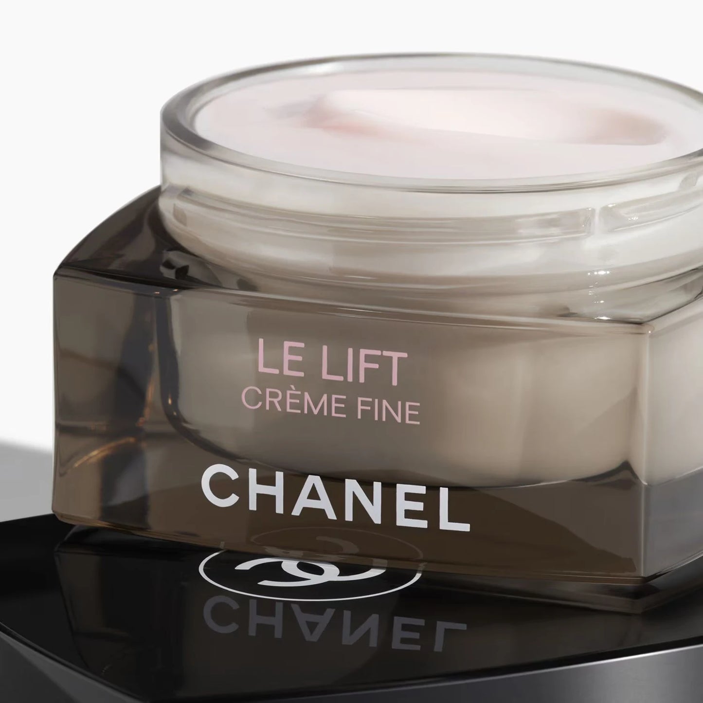 CHANEL THE LIFT FINE CREAM Smoothes Firms