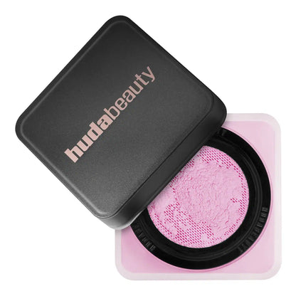 HUDA BEAUTY Easy Bake Loose Baking & Setting Powder